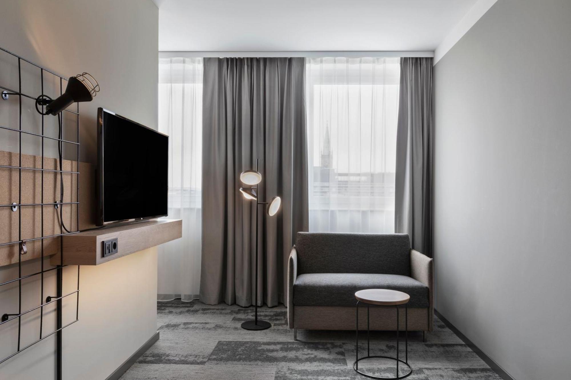 Moxy Duesseldorf City Eksteriør billede
